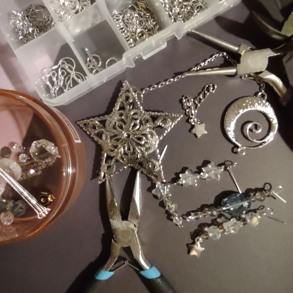 *do not purchase* Handmade Crystal Suncatchers. (By me 🥰)